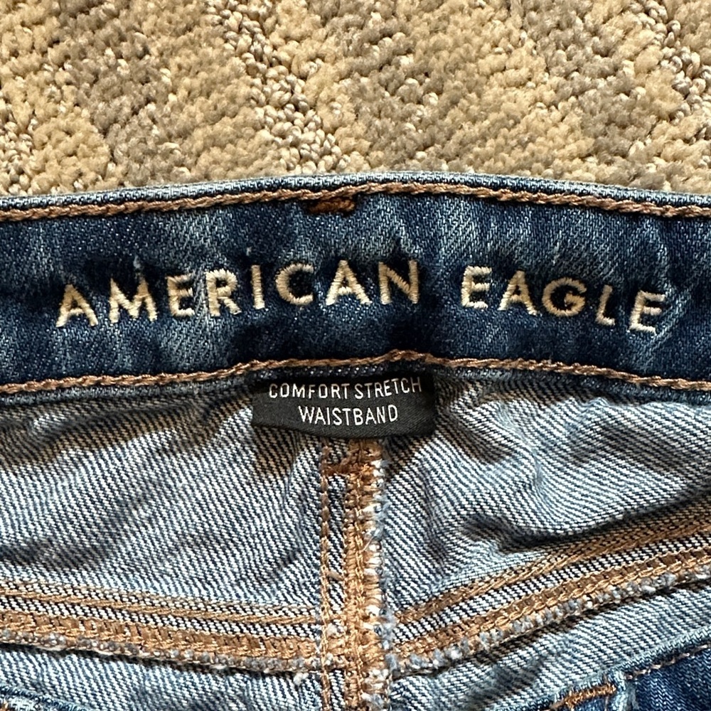 American Eagle Outfitters Blue Ripped Mom Shorts - Picture 3 of 5